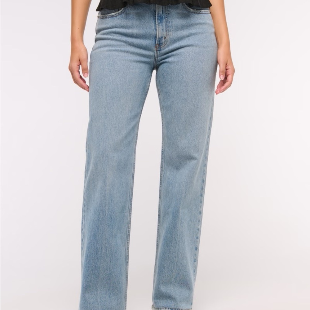 Abercrombie Curve Love High Rise 90s Relaxed Jeans